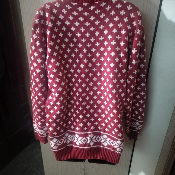 Boohoo Red Graphic Women's Sweater - Picture 2 of 3